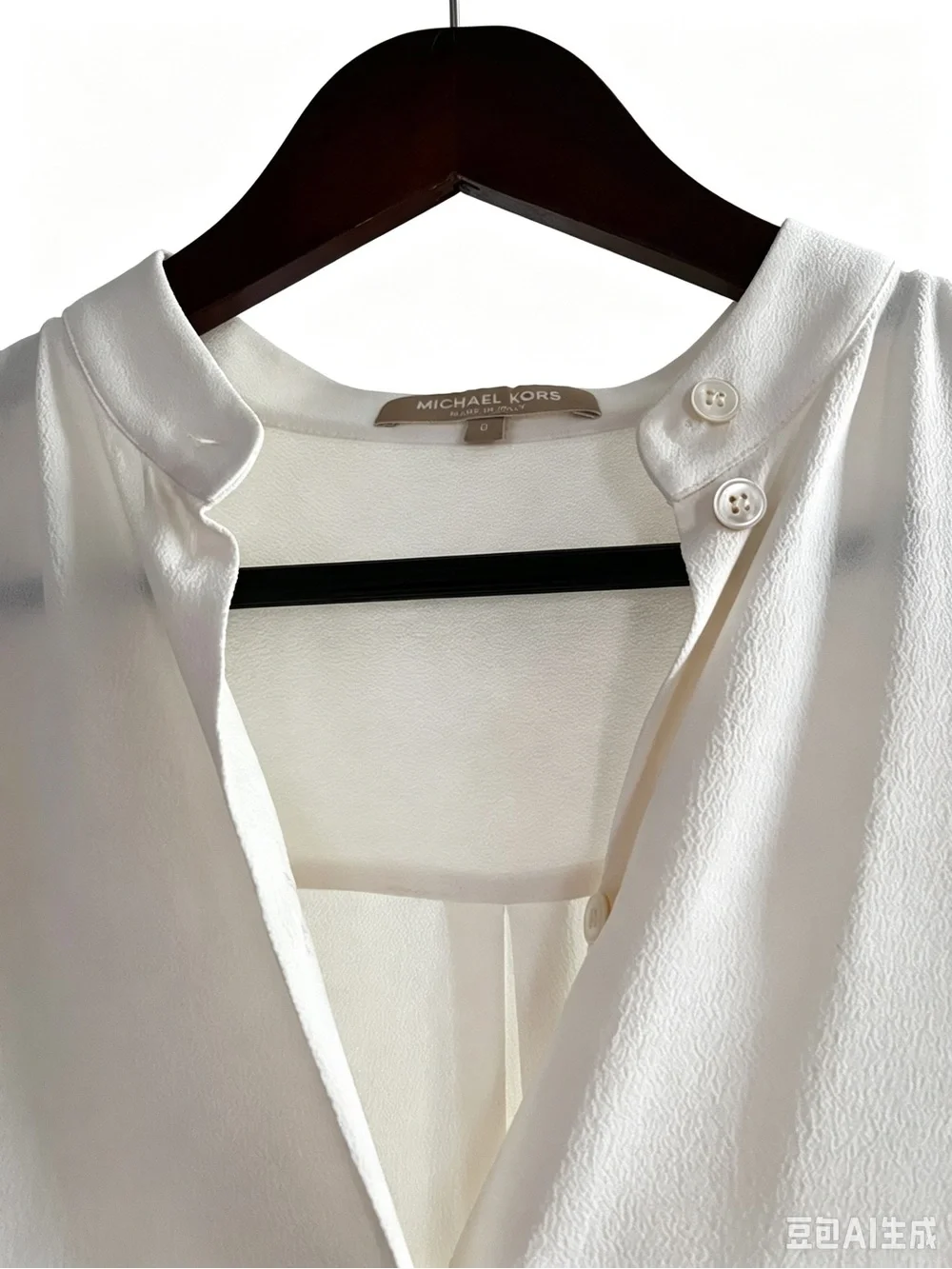 Michael Kors Women Ivory Button Down Shirt Made In Italy Size 0